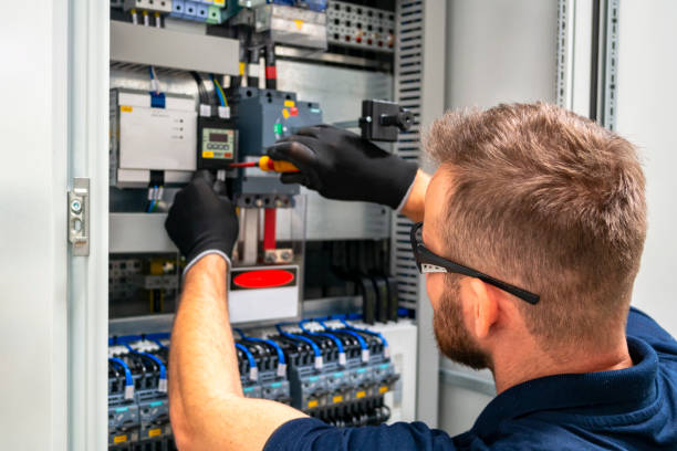 Best Affordable Emergency Electrician  in Broxton, GA